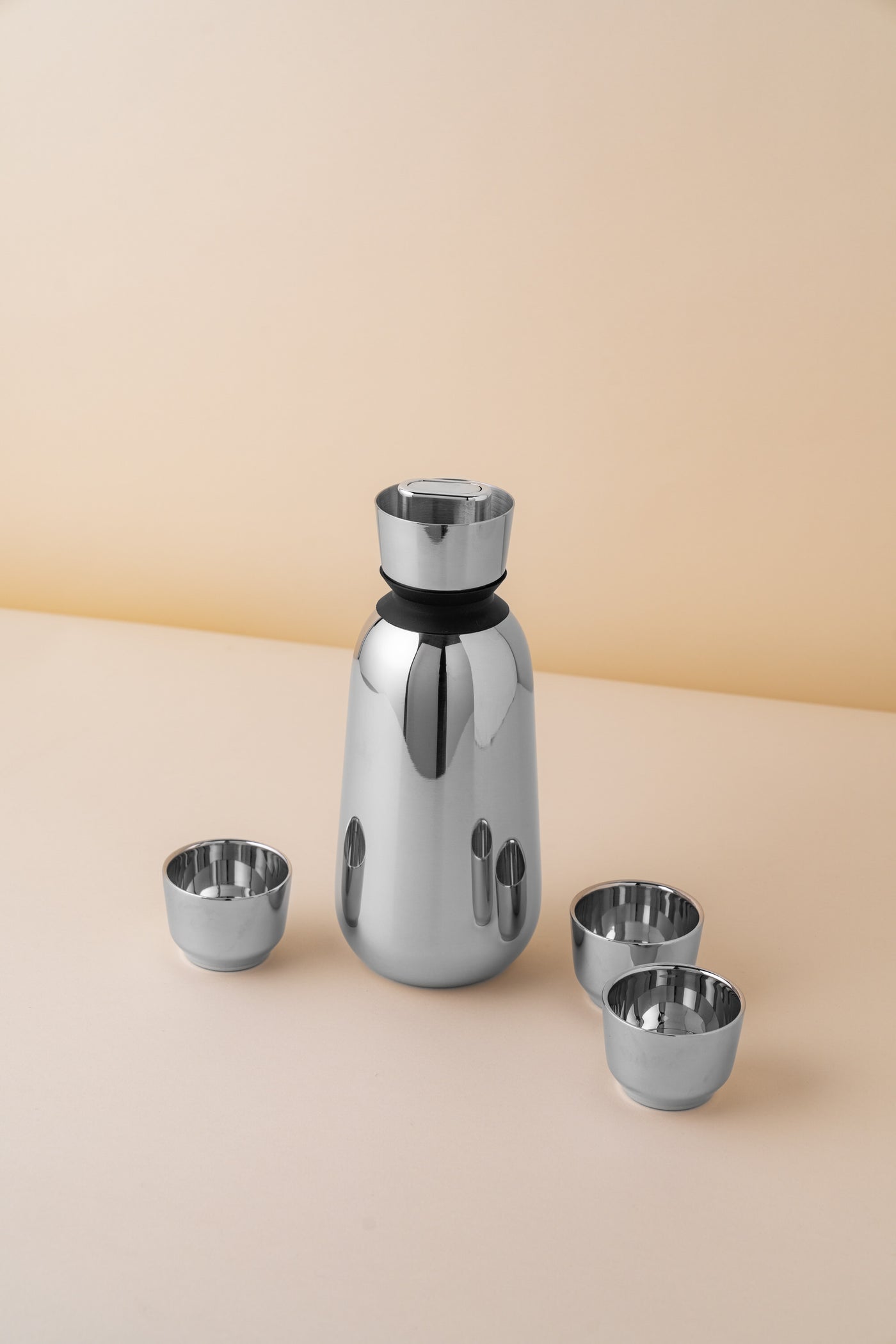 Steel Bottle with 3 cups