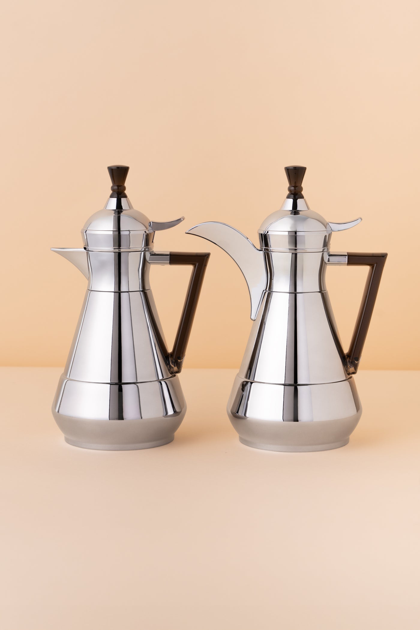 Al Thuraya Flasks Set 2 Pcs 1L