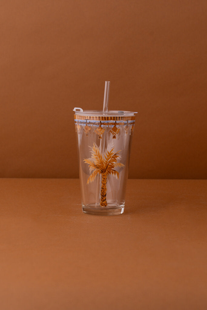 B15 Glass Mug With Lid + Straw