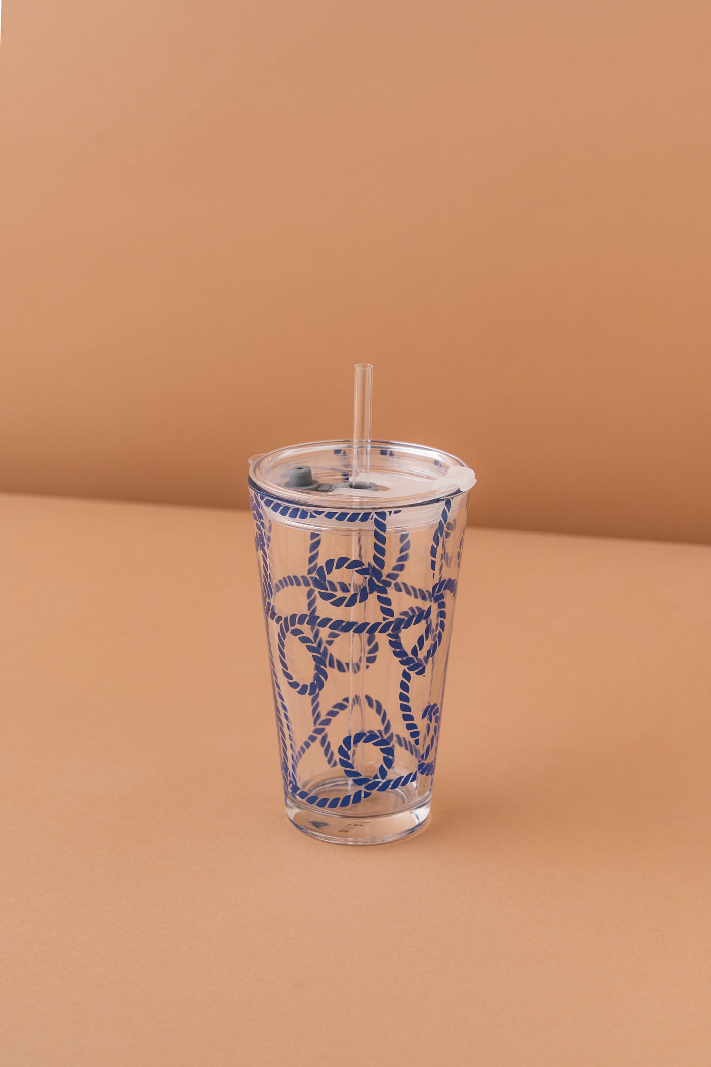 B19 Glass Mug With Lid + Straw