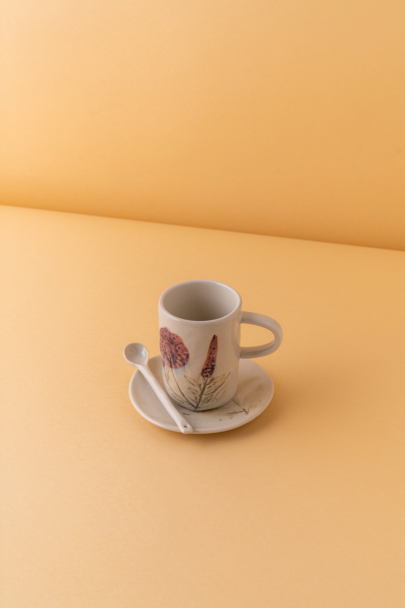 L19 Ceramic Cup W Saucer + Spoon