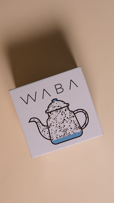 WB2 Enamel Teapot 0.8 L