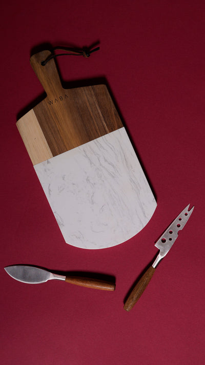 طقم سكاكين جبن 2 قطعة مع لوح تقطيع رخامي LV14