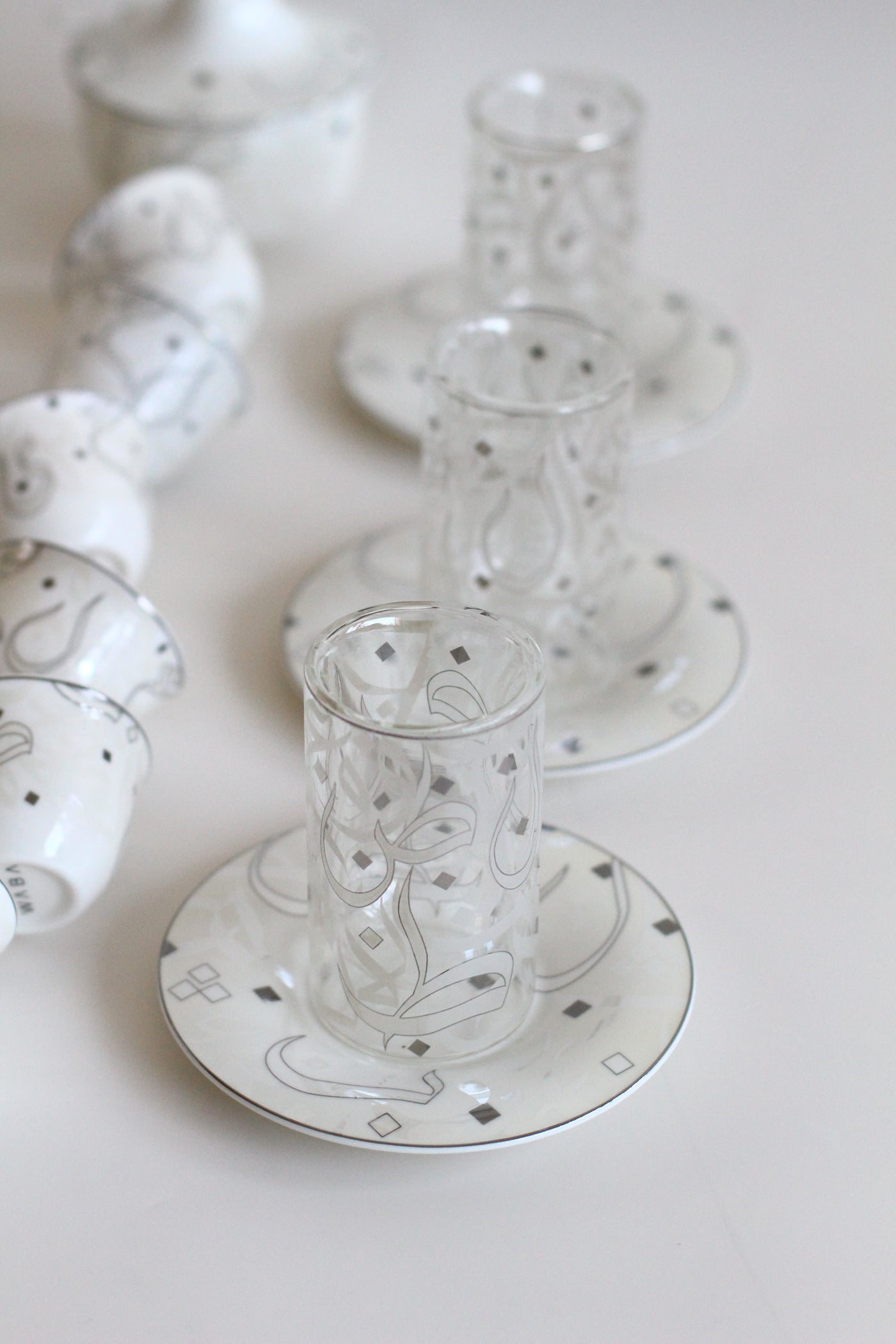 KL4 Tea & Coffee Double W + Sugar Bowl 20 Pcs White